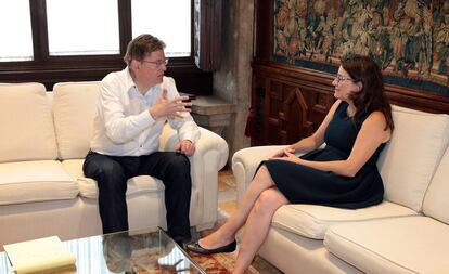 Ximo Puig y Mónica Oltra, en el Palau de la Generalitat, en agosto de 2018.