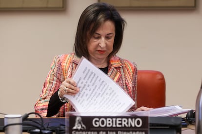 La ministra de Defensa, Margarita Robles, este lunes durante su comparecencia en la Comisión Mixta de Seguridad Nacional del Congreso.