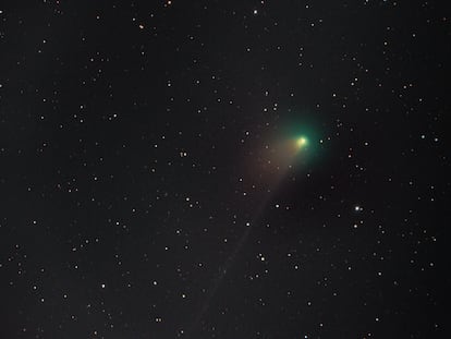 Green comet