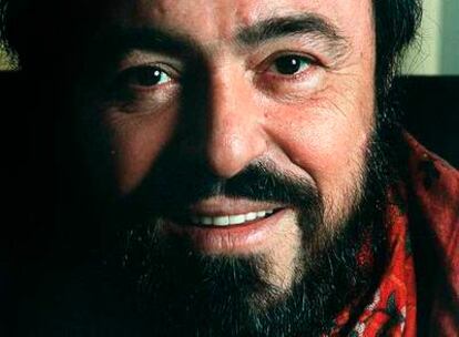 Luciano Pavarotti.