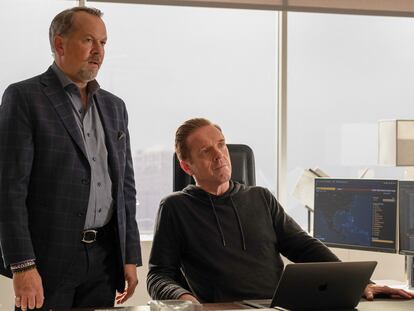 David Costabile y Damian Lewis, en la quinta temporada de 'Billions'.