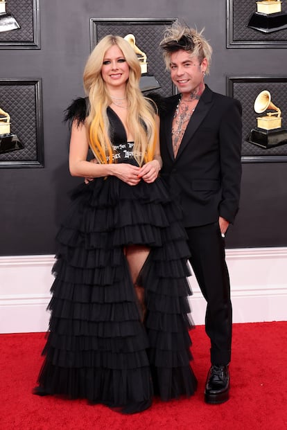 Avril Lavigne y su pareja, el músico Mod Sun.