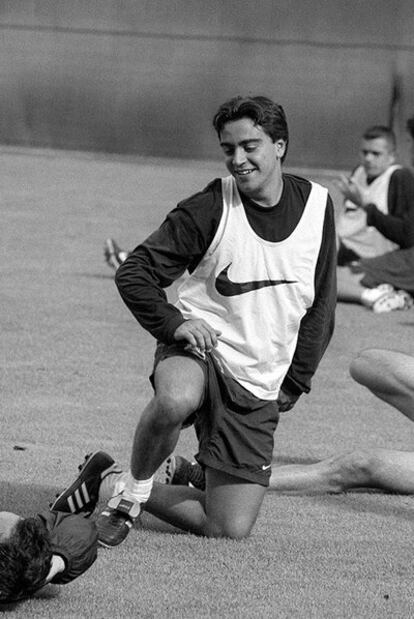 Xavi en un entrenamiento en 1998.