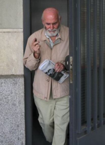Teodoro Montes, a la salida este jueves de los juzgados de Sevilla.