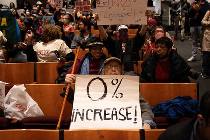 Activistas por el derecho a la vivienda en Nueva York, el 2 de mayo de 2023.