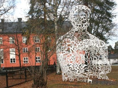 'Nosotros', de Jaume Plensa, en el Parque de Esculturas Umedalen, en Umeå.
