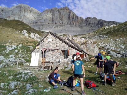 Parada en la Cabane de Cap de la Baitch.