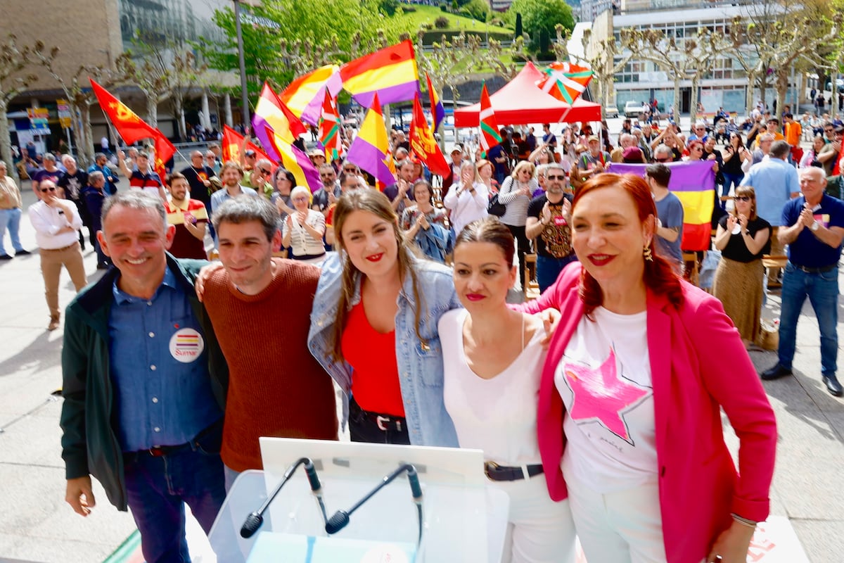 IU acepta ir con Sumar a las europeas, pero se desvincula por ahora de ...