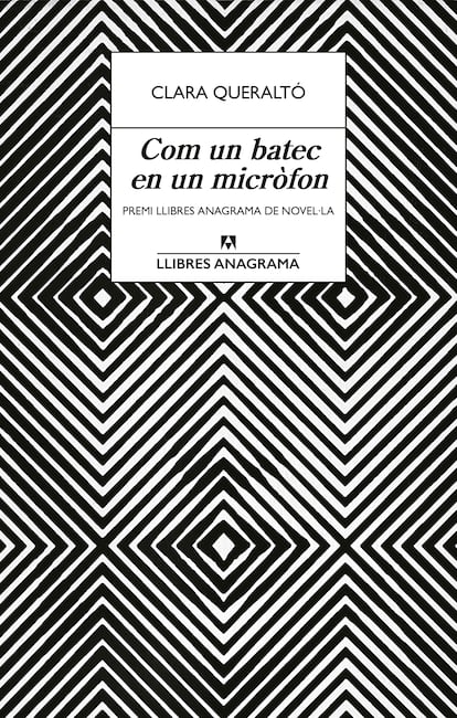 Portada de 'Com un batec en un micròfon', de Clara Queraltó.