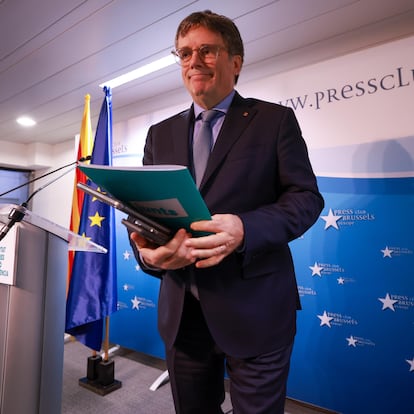 Brussels (Belgium), 09/12/2024.- President of the Together for Catalunya (Junts per Catalunya) party Carles Puigdemont gives a press conference following a board meeting of the party in Brussels, Belgium, 09 December 2024. (Bélgica, España, Bruselas) EFE/EPA/OLIVIER HOSLET
