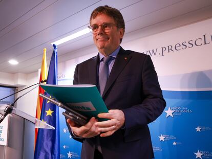 Brussels (Belgium), 09/12/2024.- President of the Together for Catalunya (Junts per Catalunya) party Carles Puigdemont gives a press conference following a board meeting of the party in Brussels, Belgium, 09 December 2024. (Bélgica, España, Bruselas) EFE/EPA/OLIVIER HOSLET