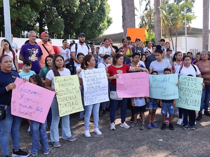 Migrantes venezolanos se manifiestan en la ciudad de Tapachula, en Chiapas (México) el 22 de abril 2025.