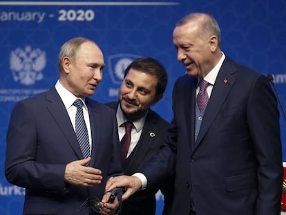 El presidente ruso, Vladímir Putin, junto a su homólogo turco, Recep Tayyip Erdogan, durante la inauguración del gasoducto Turkstream este miércoles en Estambul.