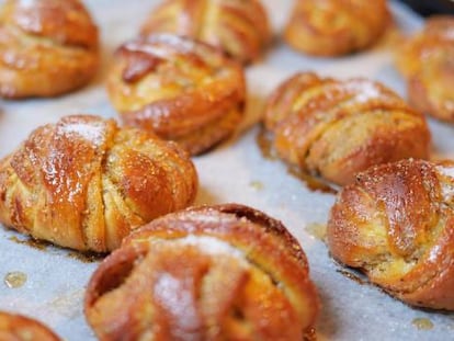 Cómo hacer bollos suecos de canela o cardamomo en casa