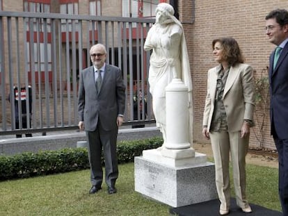 Florentino Portero, Vidal Israel y Ana Botella en la inauguraci&oacute;n.