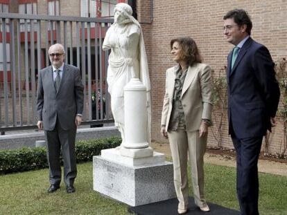 Florentino Portero, Vidal Israel y Ana Botella en la inauguración.