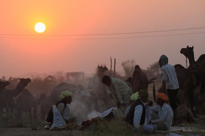 O sol começa a se pôr, é hora de conhecer e discutir o dia que passou