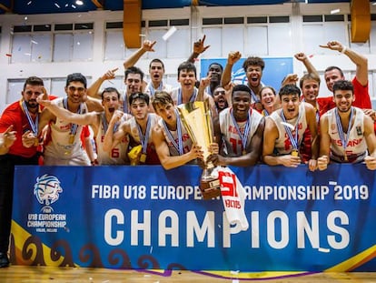 La selección sub-18 celebra el oro europeo