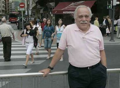 Germán López, concejal del PP en Ondarroa, en una calle de Bilbao.