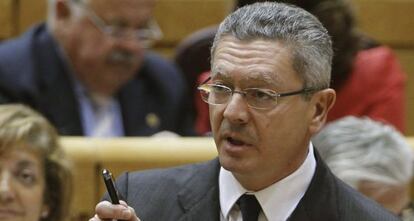 El ministro de Justicia, Alberto Ruiz-Gallardón, hoy en el Senado.