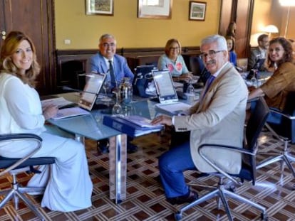 Susana Díaz preside su primer Consejo de Gobierno tras su baja por maternidad.