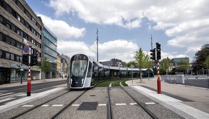 Tranvía Urbo de CAF en Luxemburgo.