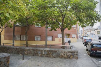 La plaça d'Antonio Machado de Sabadell.
