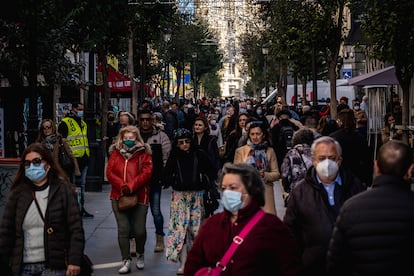 Ambiente en el centro de Madrid, este viernes.