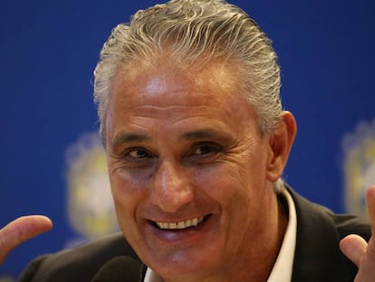 Tite convocou os 23 atletas na manhã desta quinta.