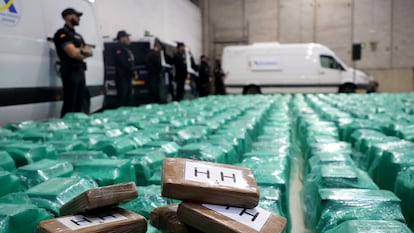 Las 13 toneladas de cocaína intervenidas en 2024 un contenedor en el puerto de Algeciras (Cádiz), la mayor en la historia del narcotráfico en España.
