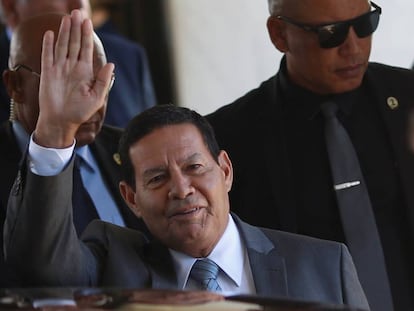 O vice-presidente e presidente em exercício, Hamilton Mourão.