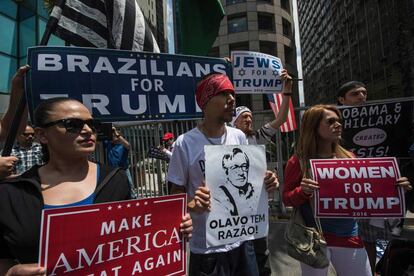 Un grupo de brasileños se manifiesta a favor de Trump en Sao Paulo, a finales de octubre.