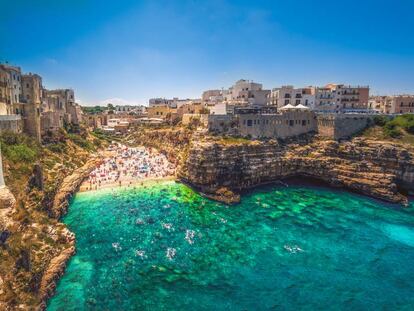 Vista del pueblo Polignano a Mare, en la provincia de Bari.