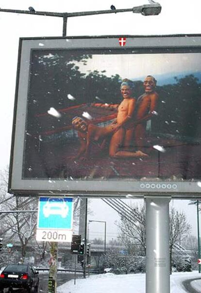 Uno de los carteles más polémicos, en una calle de Viena.