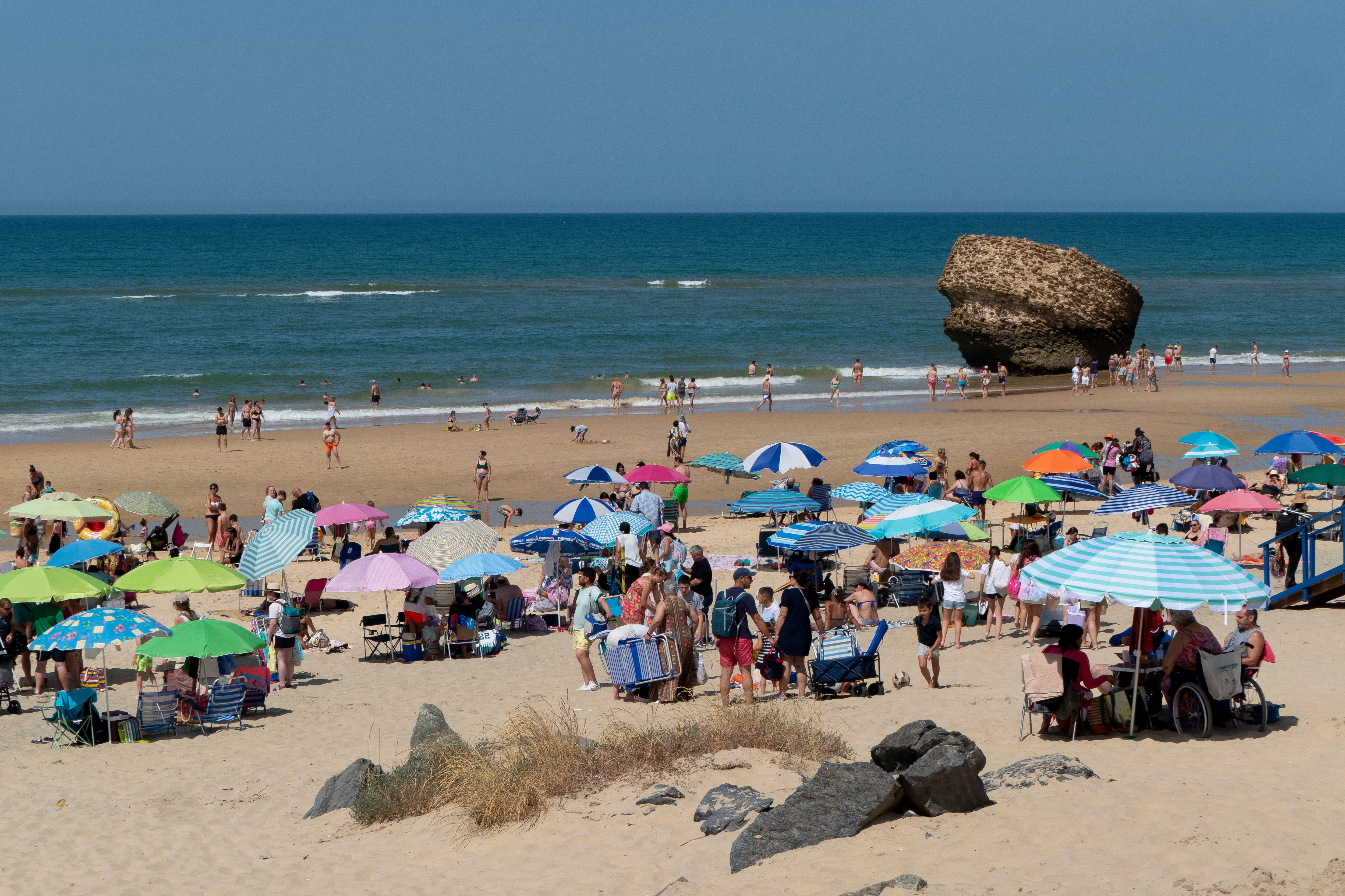 El tiempo de la semana: calor, calor, alguna tormenta y más calor