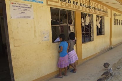 Centro de salud de Huampami, capital de la cuenca del Cenepa, la más afectada de la región awajún por el VIH-sida.