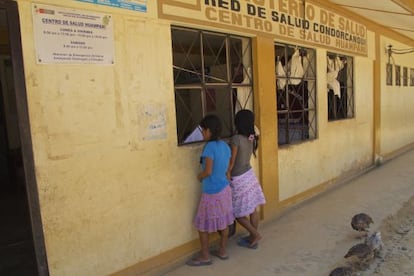 Centro de salud de Huampami, capital de la cuenca del Cenepa, en la región awajún, en 2015.