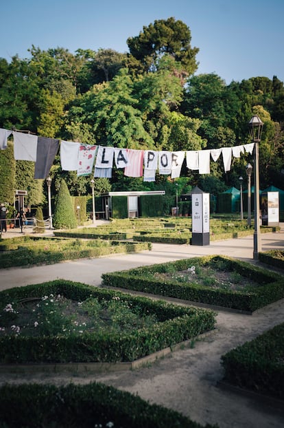 Elena del Rivero's artistic installation in the Jardines del Teatre Grec, in Montjuïc (Barcelona).