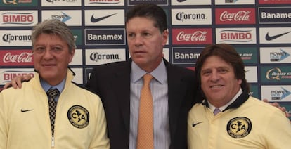 Ramírez, Peláez y Herrera en noviembre de 2011