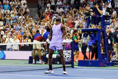 Tiafoe celebra una victoria en la pista central.