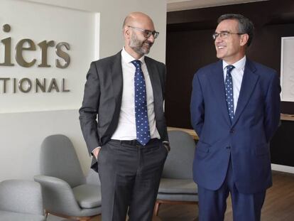 Germán Fernández (izquierda), nuevo director general de Colliers en Barcelona, y Mikel Echevarren, consejero delegado de Colliers en España.