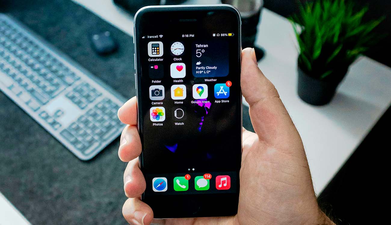Pantalla de inicio con iconos de un iPhone