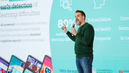 NeurekaLAB CEO'su Sergi Grau, değer teklifini Aralık 2024'te TechSpirit'te sunuyor.