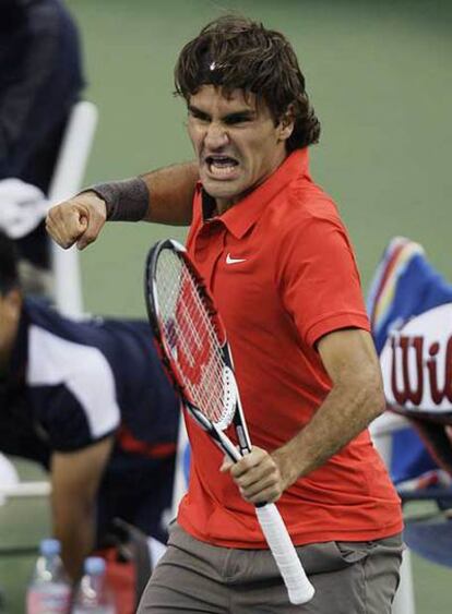 Roger Federer celebra un golpe ganador