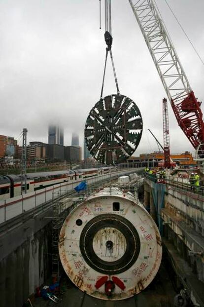 La tuneladora que excava el tramo del tren de alta velocidad entre Chamartín y Atocha.