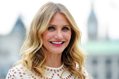 Cameron Diaz – “Decidí que quería hacer cosas diferentes en mi vida. Me había pasado tanto tiempo y de una forma tan dura, trabajando y haciendo películas, que eso te deja triturada. No dejé espacio para mi vida personal”. Así explicó la actriz de películas como Algo pasa con Mary las razones de su inesperada jubilación de la meca del cine durante una entrevista con su compañera Gwyneth Paltrow para Goop.