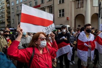 Manifestación en Varsovia contra el régimen de Alexandr Lukashenko.