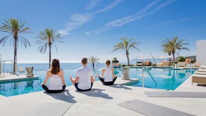 Piscina del Beach Club Estrella de Mar, en Marbella (Málaga).