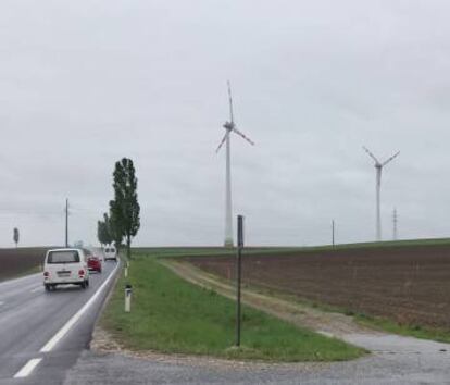 Paisaje de baja Austria donde se han instalado los aerogeneradores.