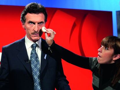 Mauricio Macri, ensayando la mirada del tigre durante un descanso de un debate previo a las elecciones municipales de Buenos Aires en 2007.